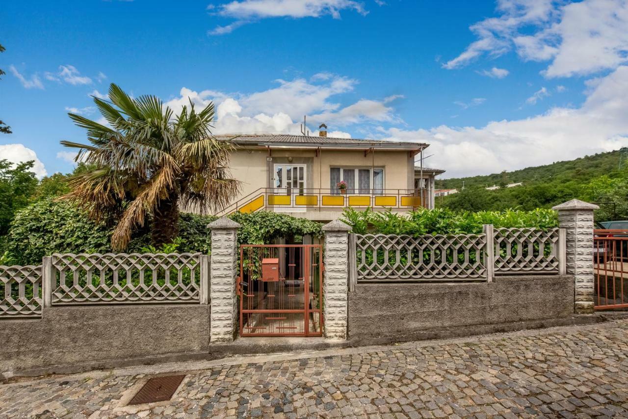 Apartman Lucia Rijeka Bagian luar foto
