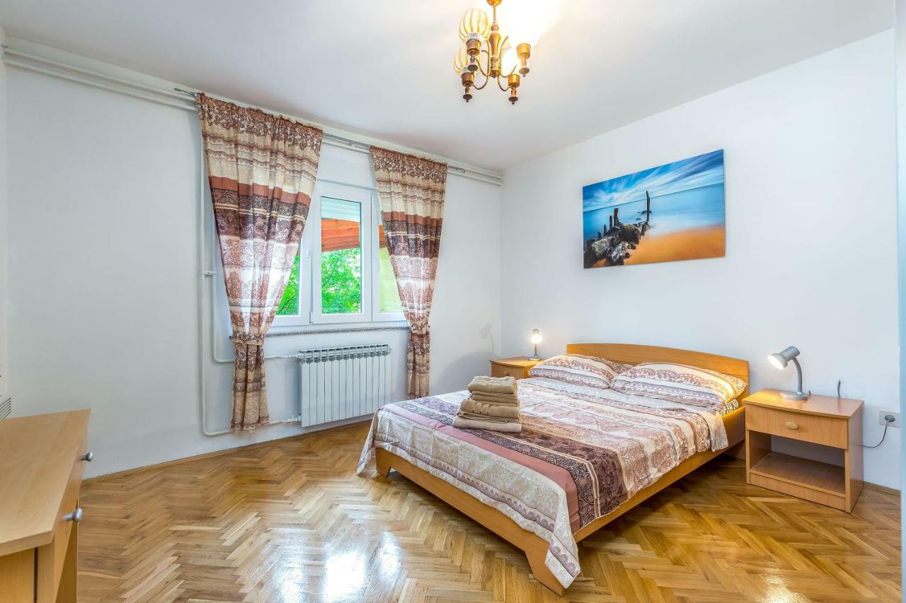 Apartman Lucia Rijeka Bagian luar foto