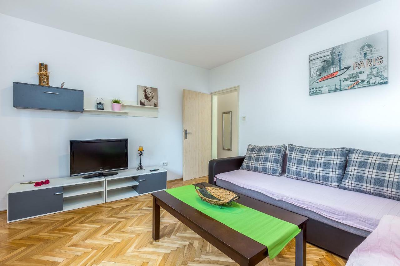 Apartman Lucia Rijeka Bagian luar foto